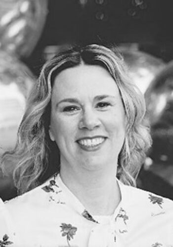 Photo of Tara Leslie